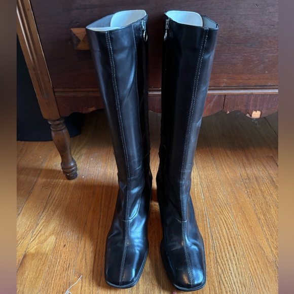 Donald Pliner square toe heel tall boots vintage - Picture 3 of 3